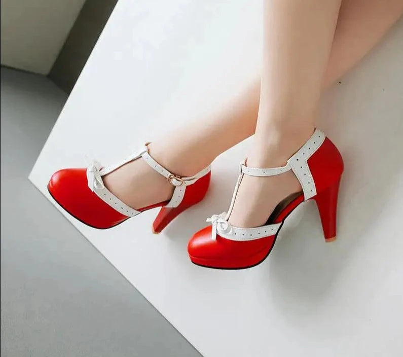 Rounded Toe Retro Pumps