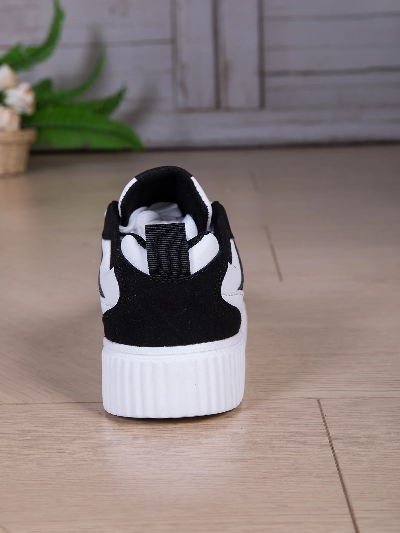 Lightweight Black Running Outdoor Casual Shoes