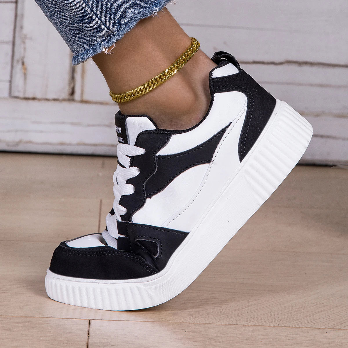 Lightweight Black Running Outdoor Casual Shoes
