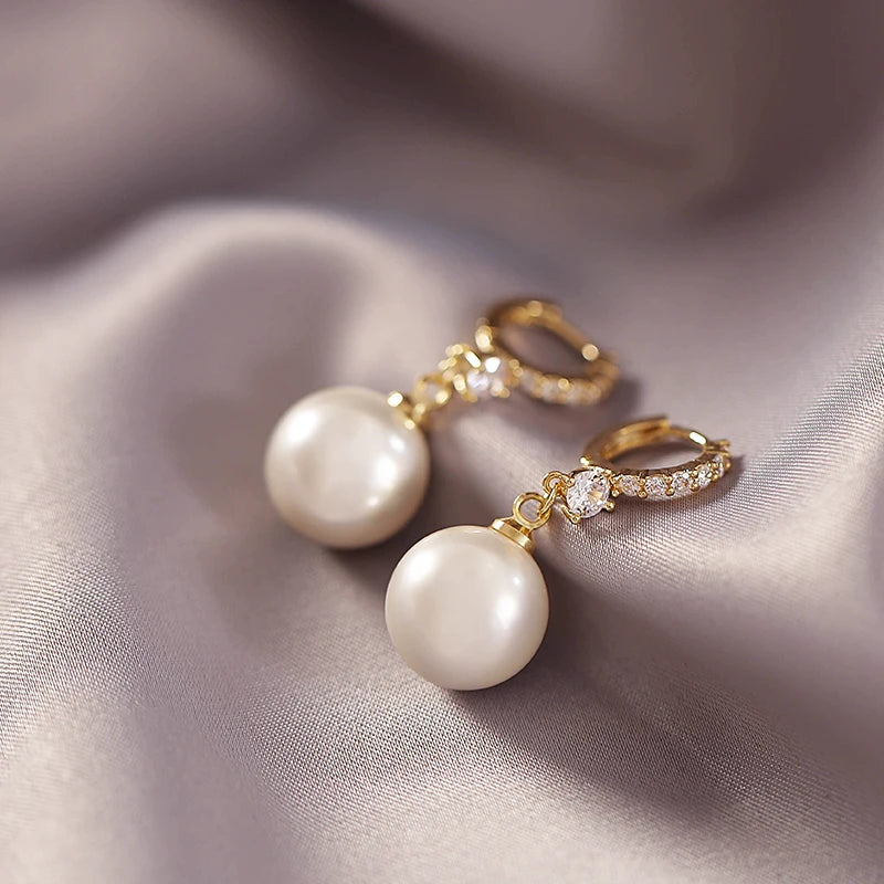 Golden Pearl Elegance Earrings