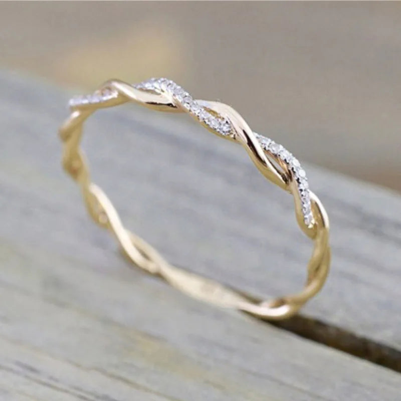 Evermore Twist Ring