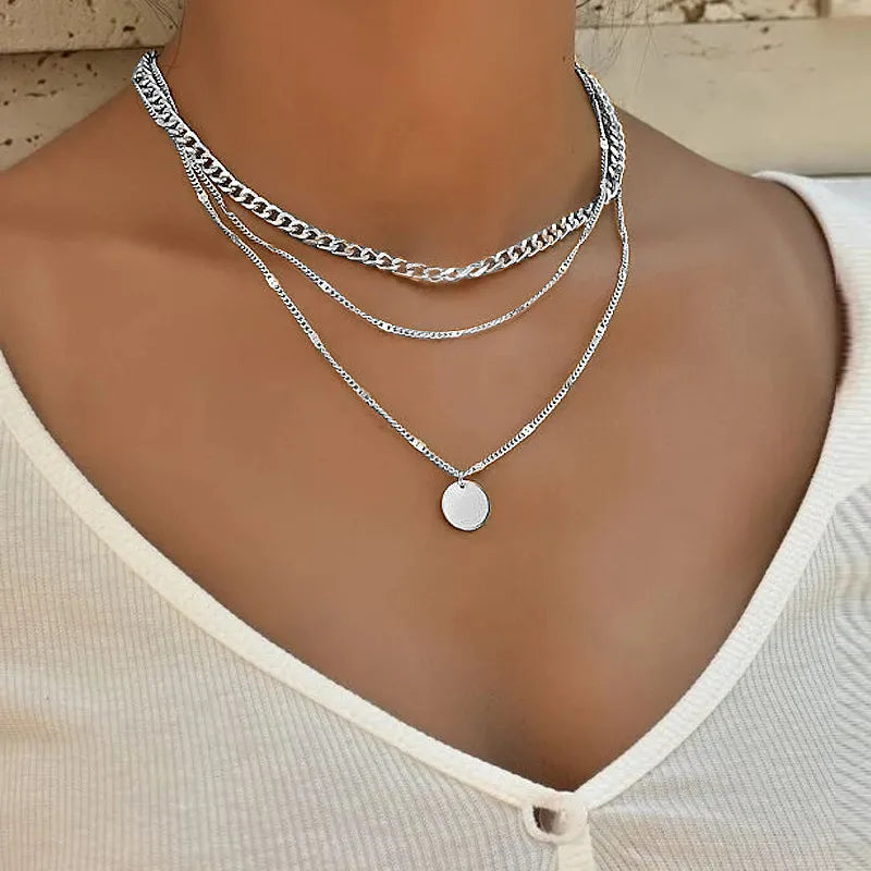 Women's Layered Necklace With Pendant