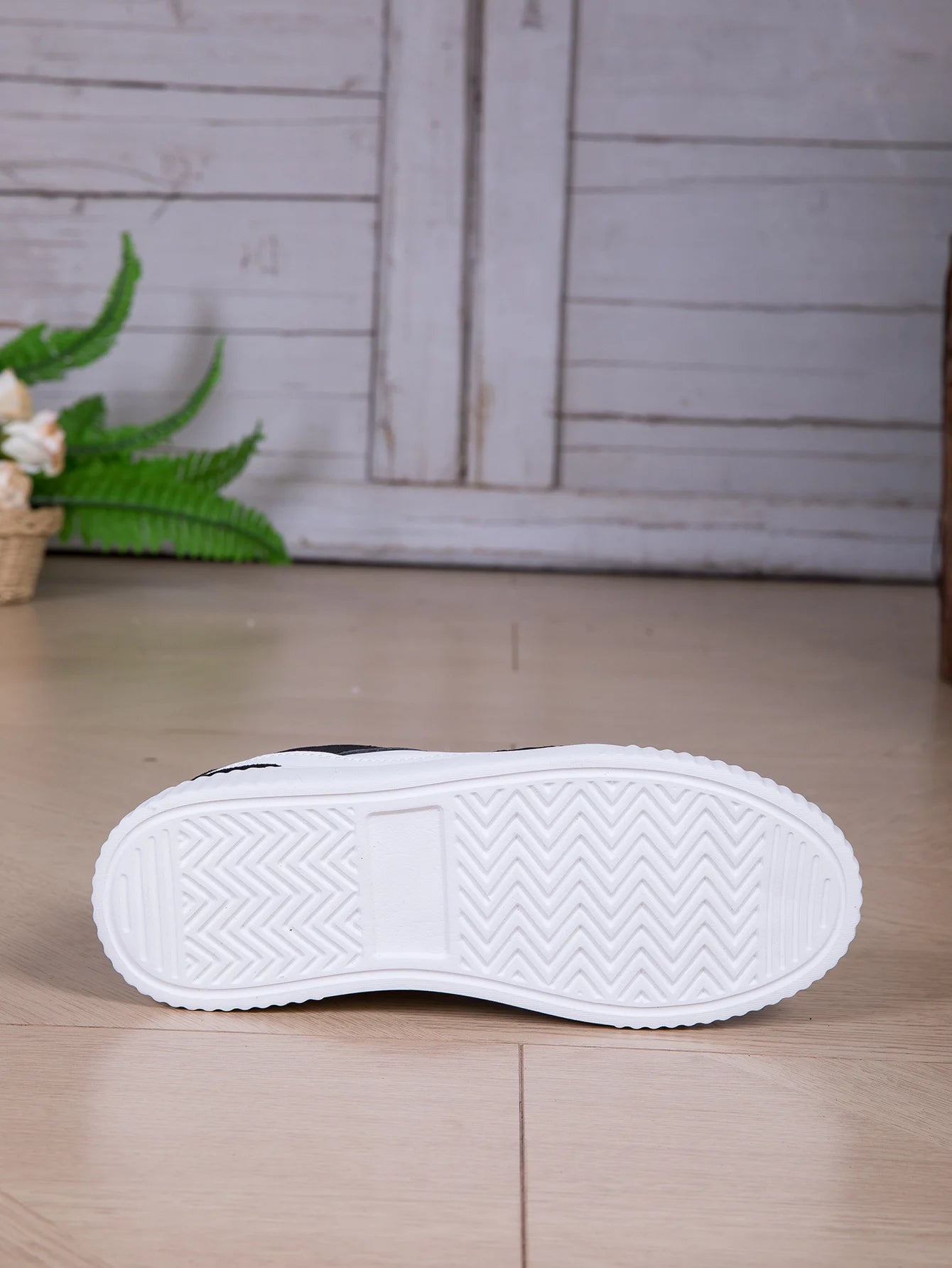 Lightweight Black Running Outdoor Casual Shoes